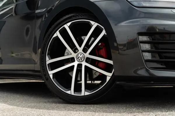 Volkswagen Golf 2.0 TDi GTD DSG 27