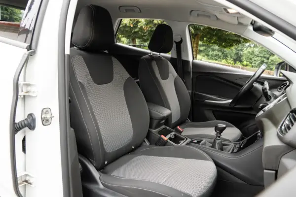 Opel Grandland X 1.2 T Business Edition 41