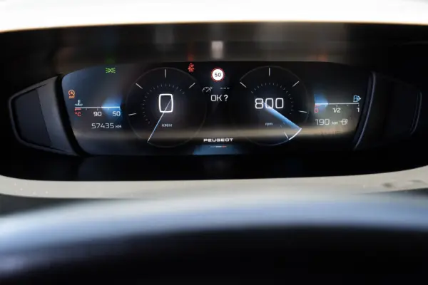 Peugeot 308 1.2 PureTech Allure 12