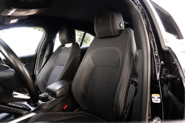 Jaguar I-Pace EV400 AWD HSE 8