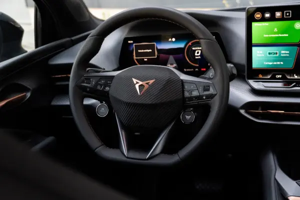 Cupra Raval 55 kWh Dynamic 12
