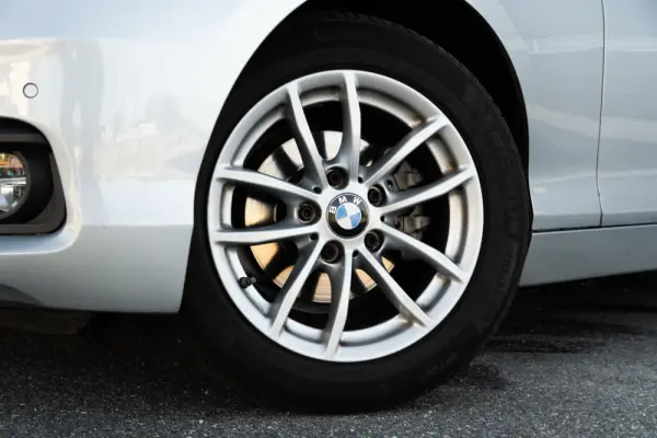 BMW 116 d Line Sport 25