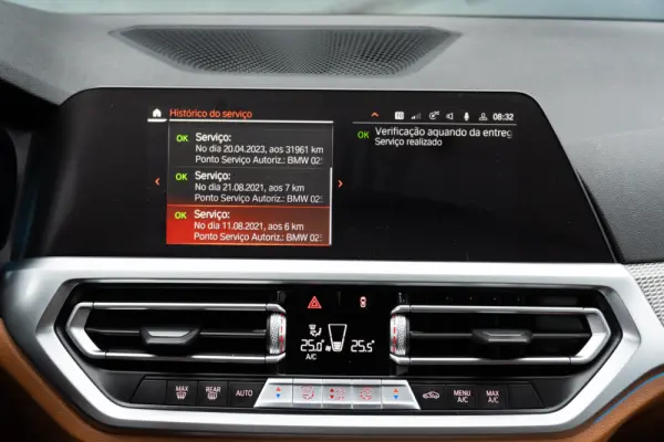 BMW 330 e Pack M Auto 18