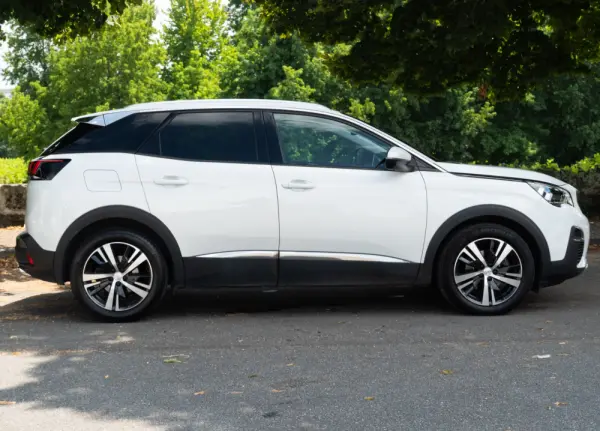 Peugeot 3008 1.5 BlueHDi Allure Pack 26