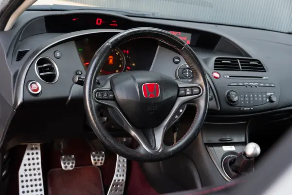 Honda Civic 2.0 Type-R 7