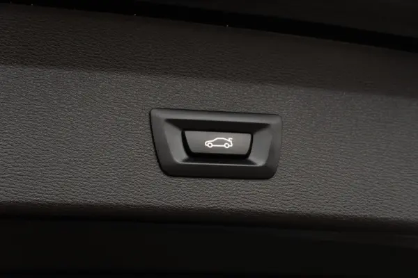 BMW X1 16 d sDrive Advantage 45