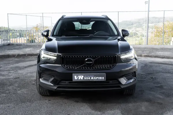 Volvo XC 40 1.5 T3 Tech Edition 2
