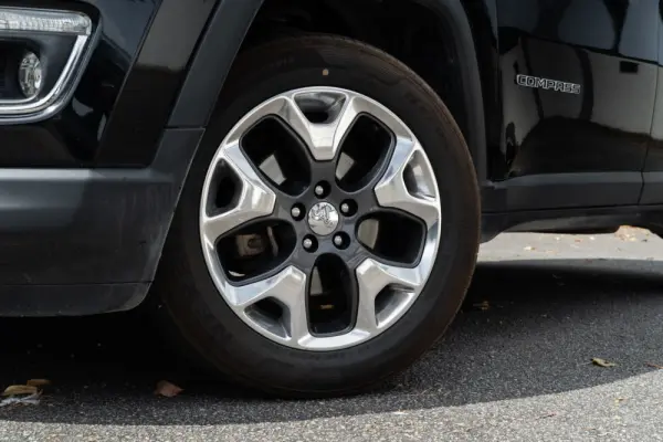 Jeep Compass 30