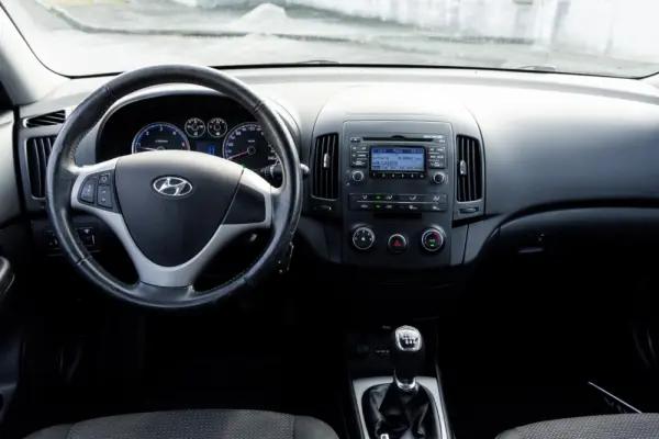 Hyundai i30 1.6 CRDi Blue Comfort 10