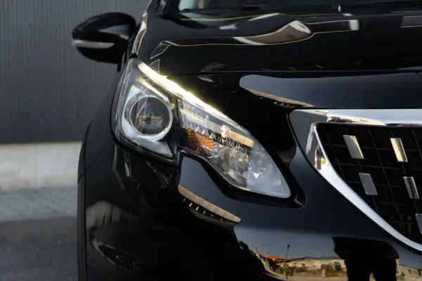 Peugeot 2008 1.2 PureTech Allure 25