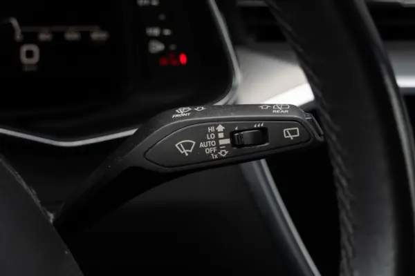 Audi A6 Avant 40 TDI S tronic 36