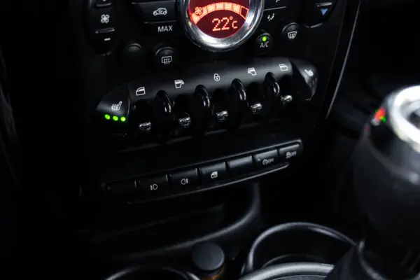 MINI Countryman Cooper D 15