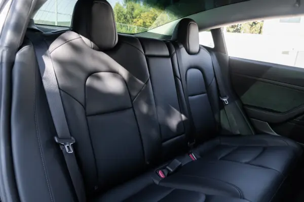 Tesla Model 3 Standard Range Plus RWD 22