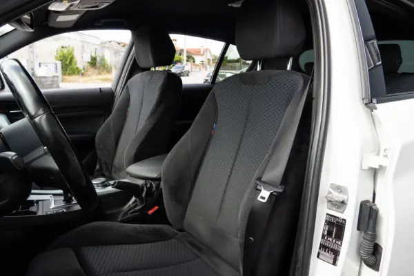 BMW 116 d Pack M Auto 37