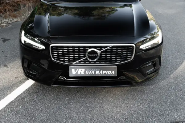 Volvo V90 2.0 D4 R-Design Geartronic 27