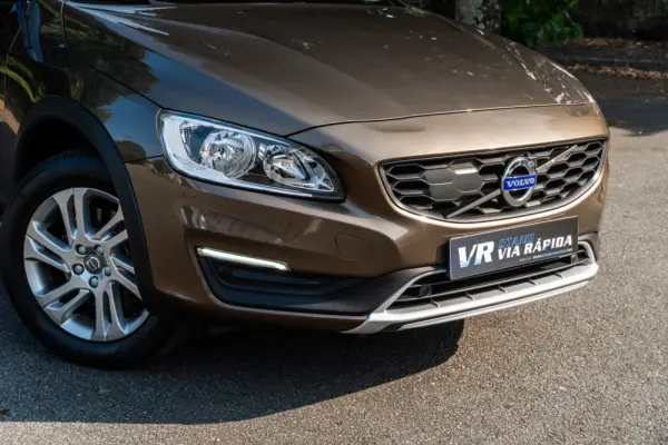 Volvo V60 Cross Country 2.0 D3 Momentum 28