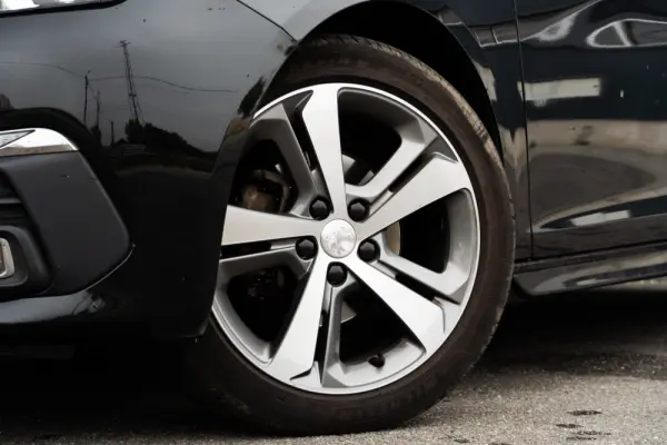 Peugeot 308 1.5 BlueHDi GT Line 29