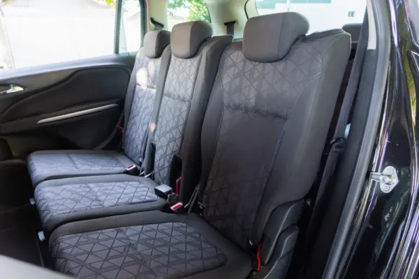 Opel Zafira 1.6 CDTi 120 Anos S/S 9