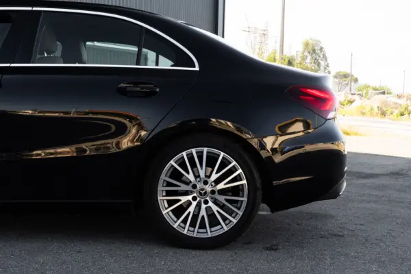 Mercedes-Benz A 180 Limousine d Progressive Aut. 39