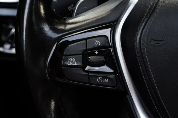 BMW 520 d ED Line Luxury 40