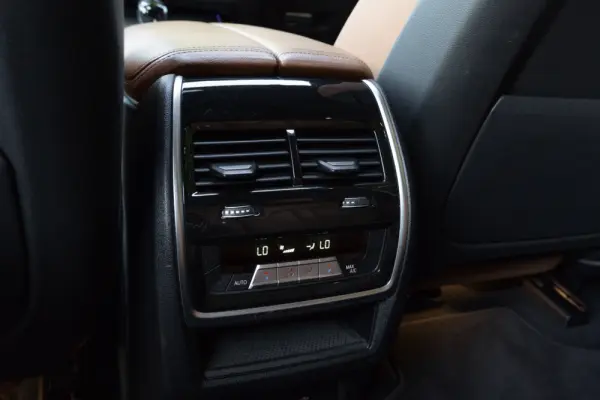 BMW X7 40 d xDrive Pack M 53