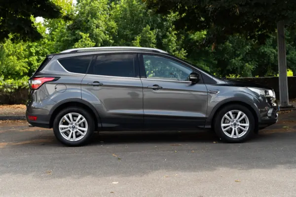 Ford Kuga 1.5 TDCi EcoBlue Titanium 25