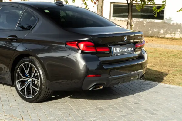 BMW 520 e Pack M 40
