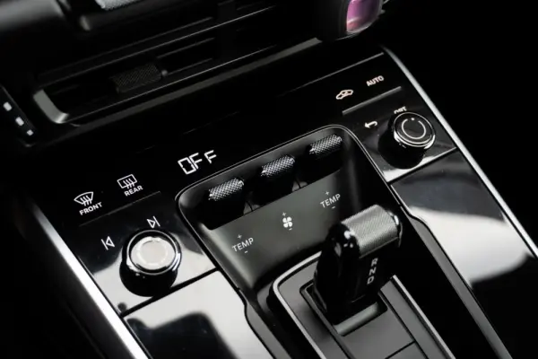 Porsche 911 (992) Carrera 4S PDK 27