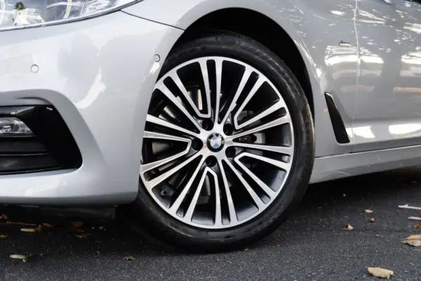 BMW 520 d ED Line Luxury 26
