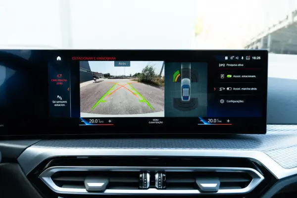 BMW i4 eDrive40 Pack Desportivo M 15