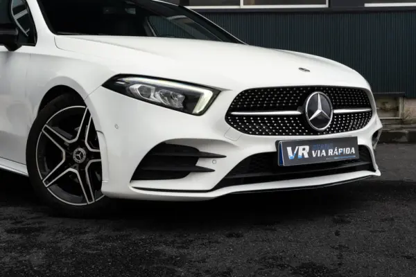 Mercedes-Benz A 180 d AMG Line Aut. 32