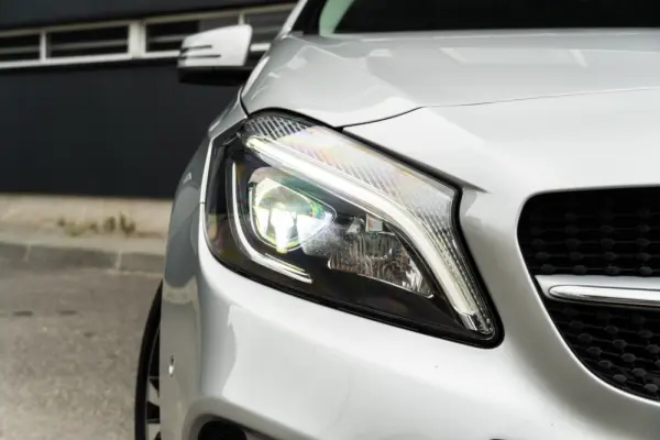 Mercedes-Benz A 180 d Style Plus Aut. 37