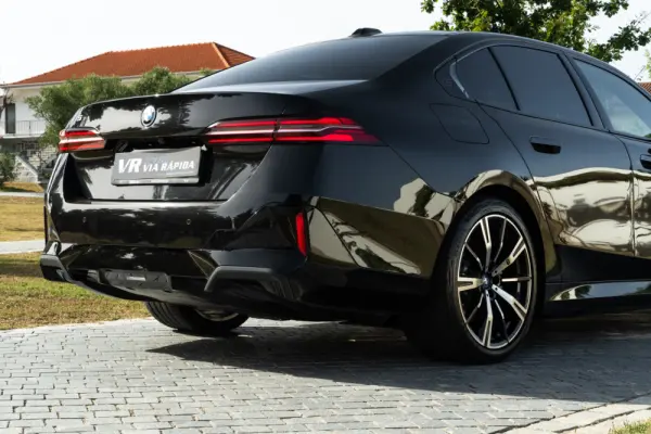 BMW i5 eDrive40 Pack Desportivo M 33