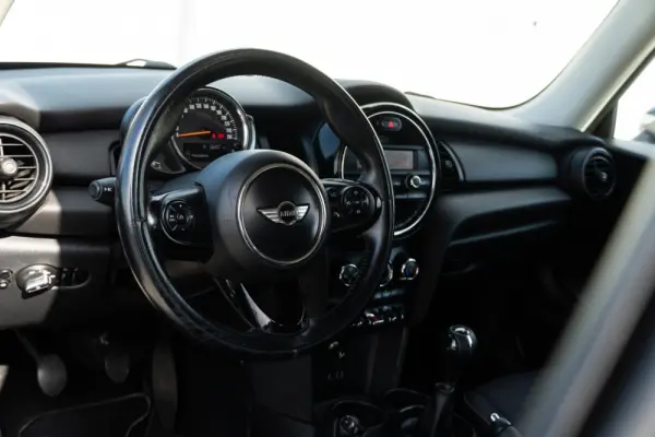 MINI 3 Portas Cooper 7