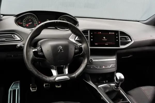 Peugeot 308 1.5 BlueHDi GT Line 7