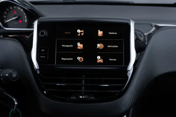 Peugeot 2008 1.2 PureTech Allure 13