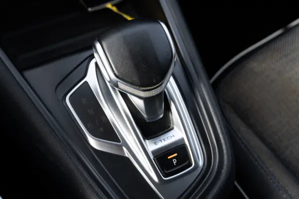 Renault Captur 1.6 E-Tech Plug-In Exclusive 18