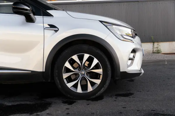 Renault Captur 1.6 E-Tech Plug-In Intens 31
