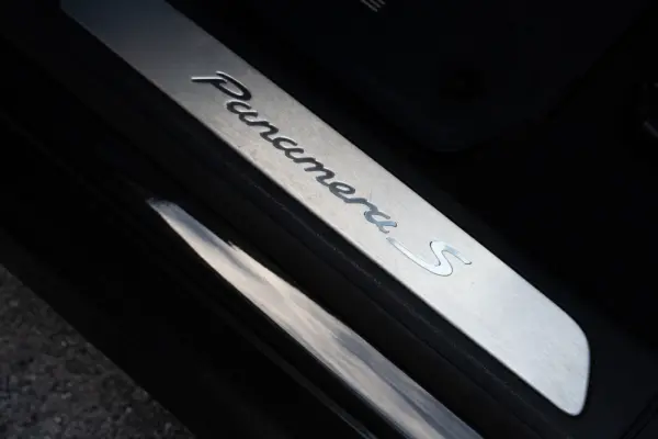 Porsche Panamera S E-Hybrid 55