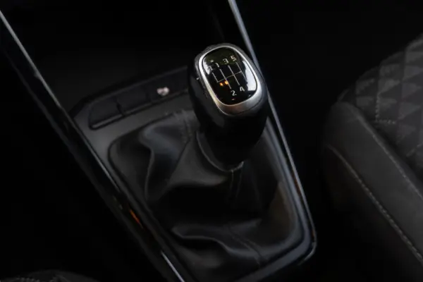 Kia Rio 1.0 T-GDi Wave 17