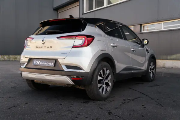 Renault Captur 1.6 E-Tech Plug-In Intens 4