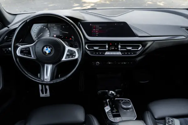 BMW 218 Gran Coupé d Pack Desportivo M 10