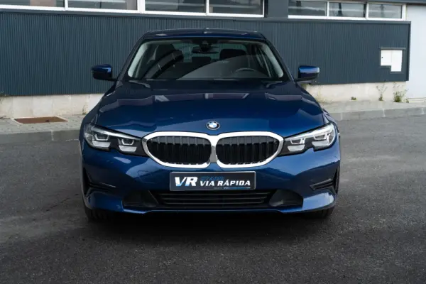 BMW 330 e Line Luxury Auto 2