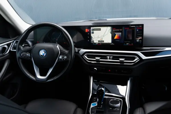 BMW i4 eDrive40 11