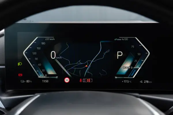 BMW i4 eDrive40 13