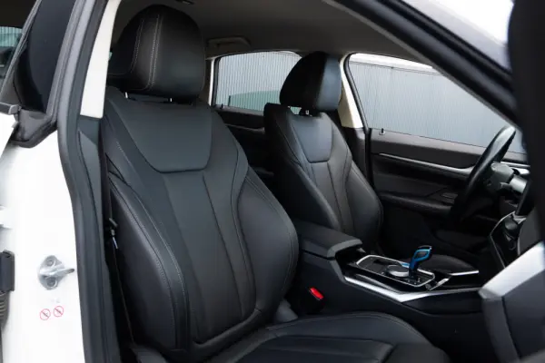 BMW i4 eDrive40 42