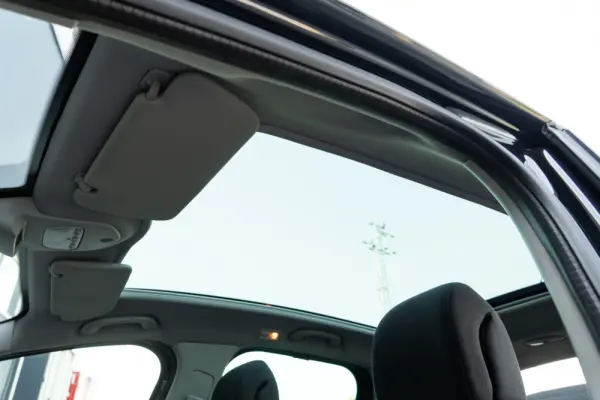 Peugeot 3008 1.6 HDi Allure 26