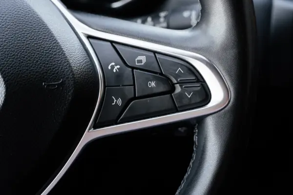 Renault Captur 1.6 E-Tech Plug-In Intens 42