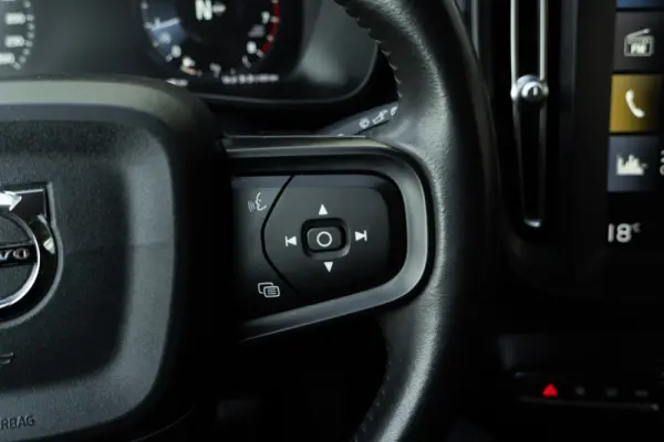 Volvo XC 40 1.5 T3 Tech Edition 35