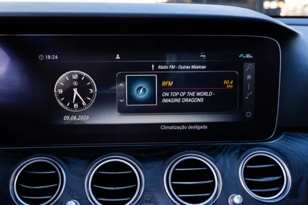Mercedes-Benz E 220 d Avantgarde 17